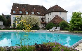 Hostellerie De La Tour D'Auxois